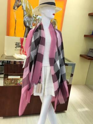 BURBERRY Scarf-150